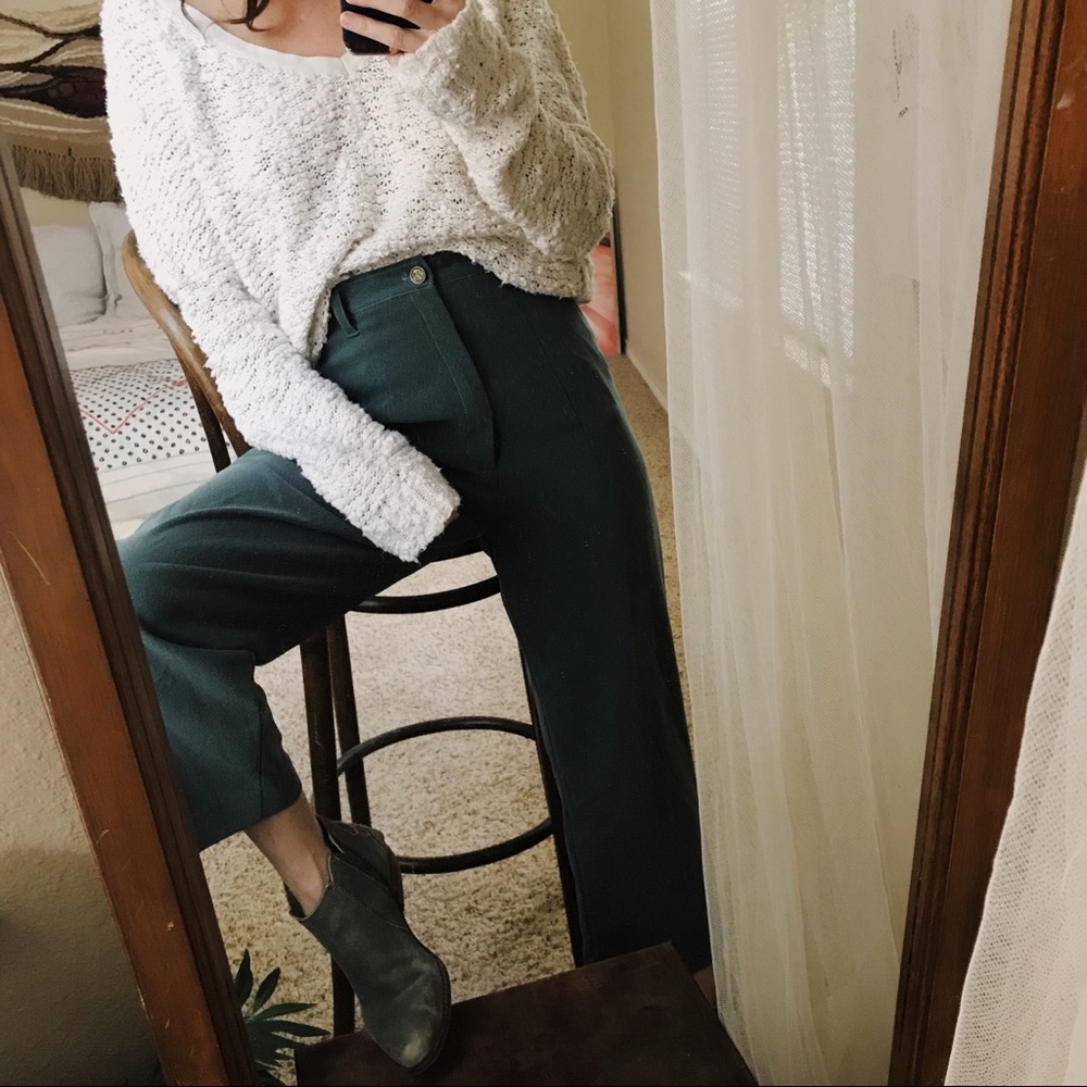 Vintage high waisted green pleated cropped pants